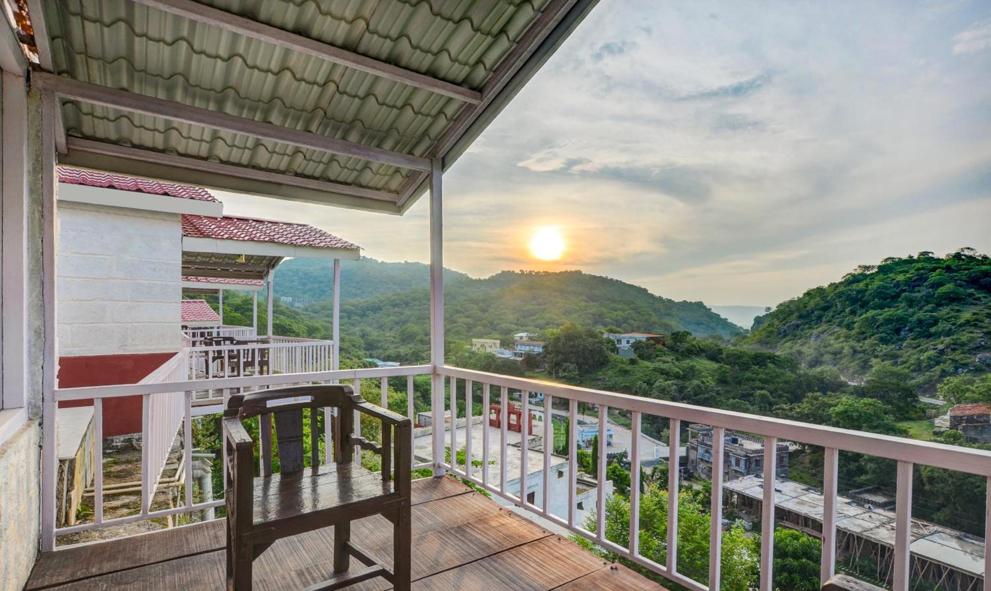 Treebo Trend Hotel Kumbhal Castle Kumbhalgarh Fort Exterior foto