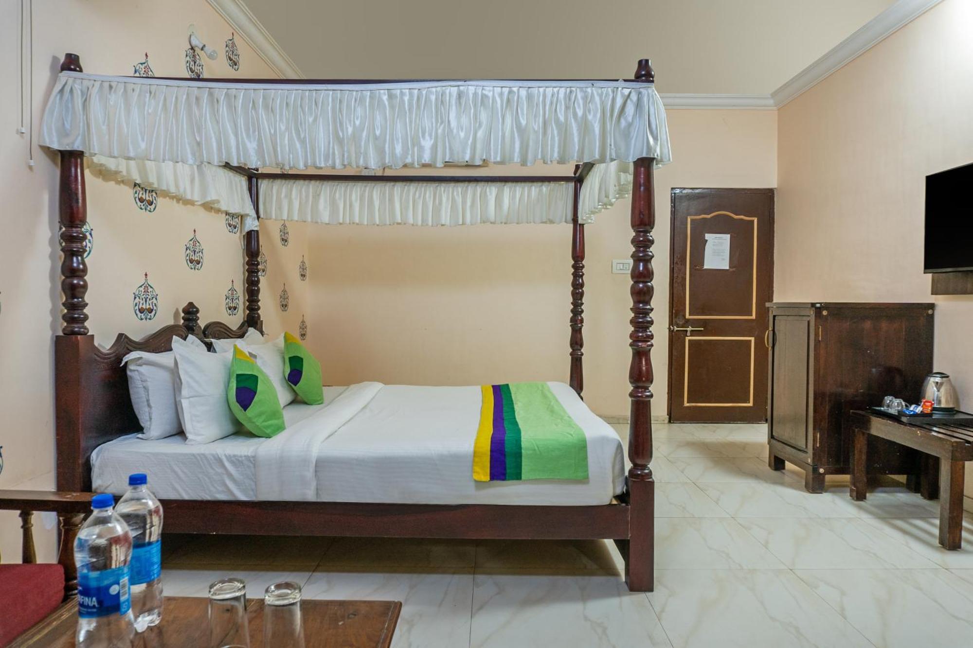 Treebo Trend Hotel Kumbhal Castle Kumbhalgarh Fort Exterior foto