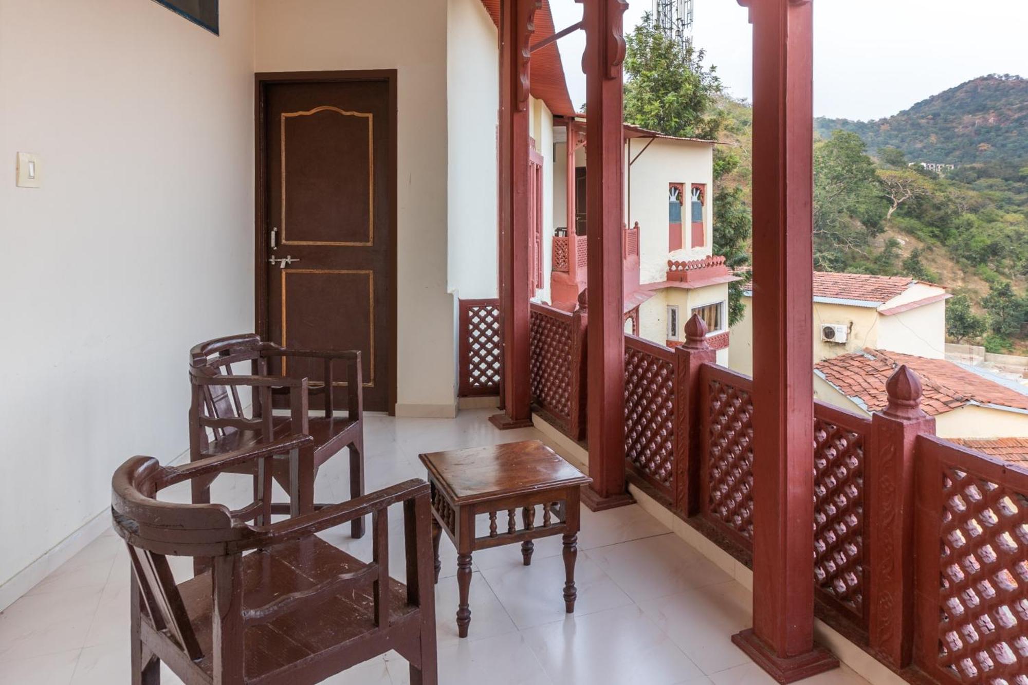 Treebo Trend Hotel Kumbhal Castle Kumbhalgarh Fort Exterior foto