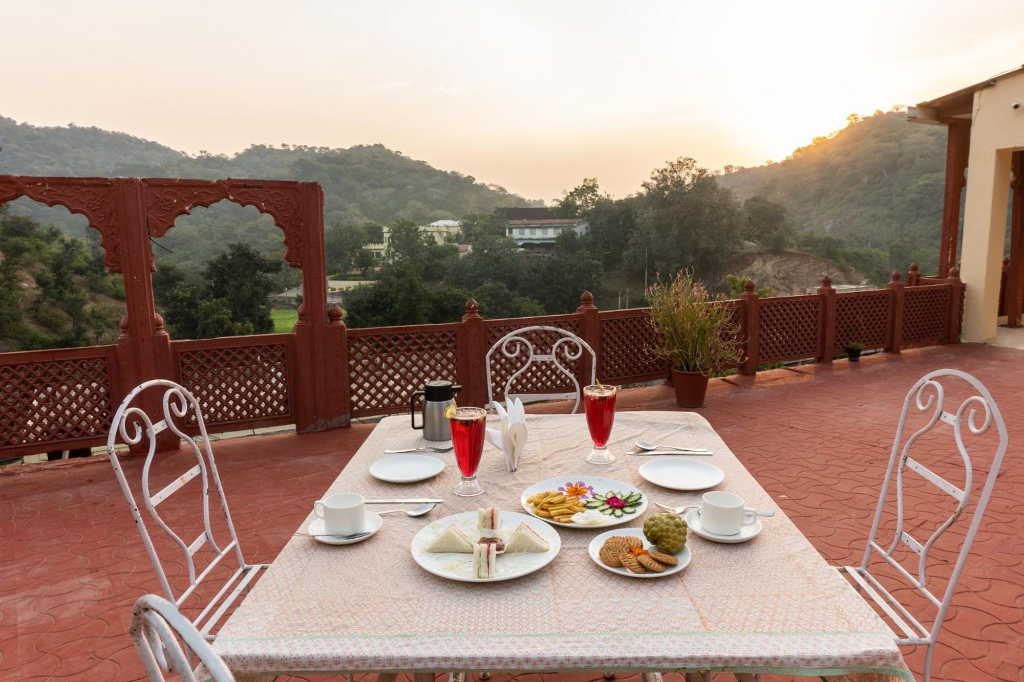 Treebo Trend Hotel Kumbhal Castle Kumbhalgarh Fort Exterior foto