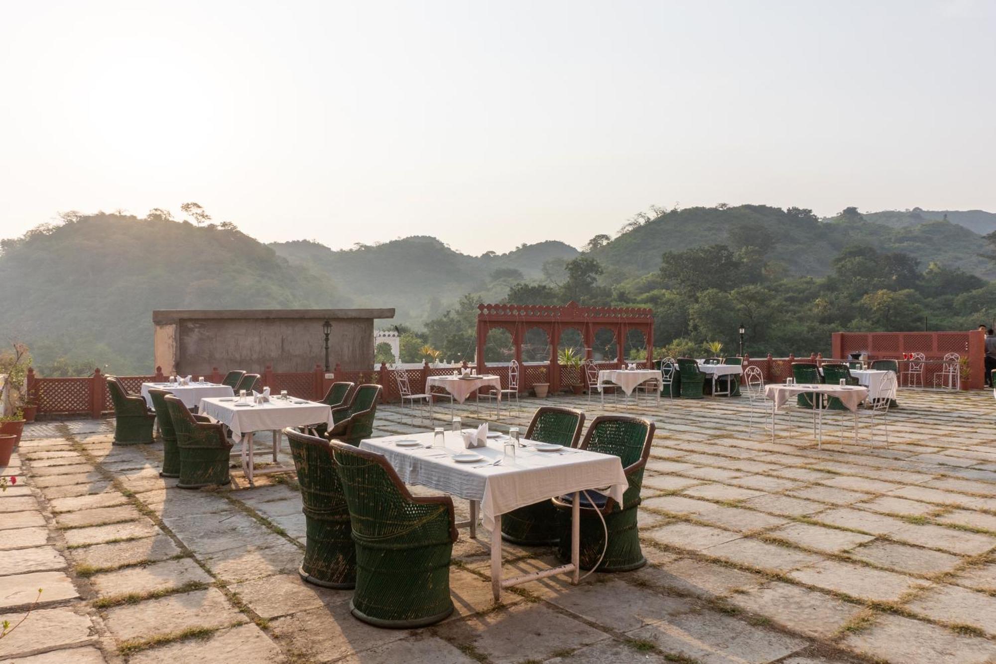 Treebo Trend Hotel Kumbhal Castle Kumbhalgarh Fort Exterior foto